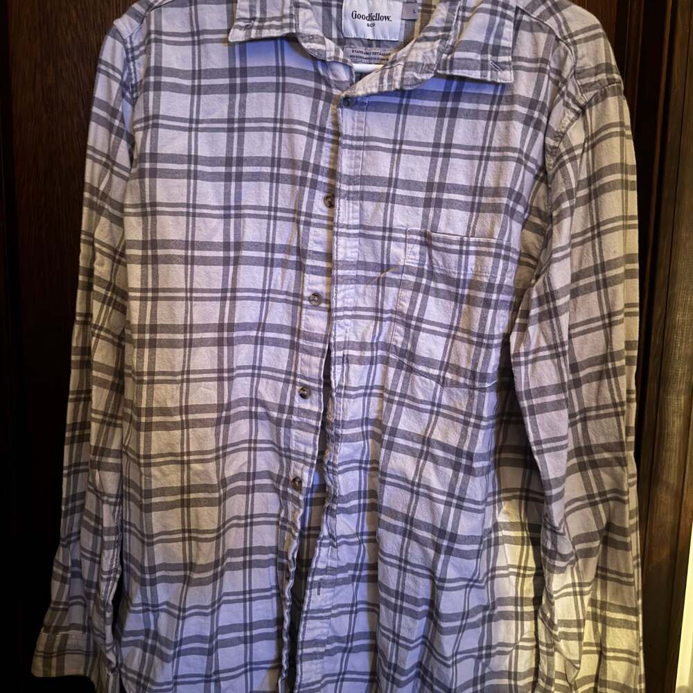 Goodfellow & Co Men's Gray and White Plaid Standard Fit Long Sleeve Button-Down